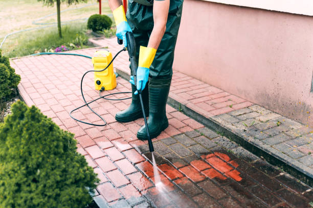 Best Restaurant Pressure Washing  in Lake Magdalene, FL